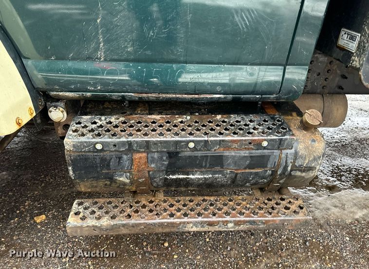 image for item LO9481 2007 GMC Kodiak dump flatbed truck