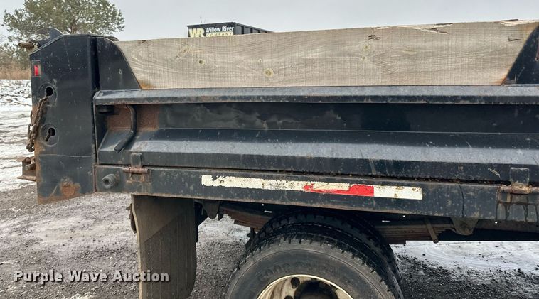 image for item LO9481 2007 GMC Kodiak dump flatbed truck