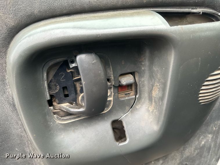 image for item LO9481 2007 GMC Kodiak dump flatbed truck