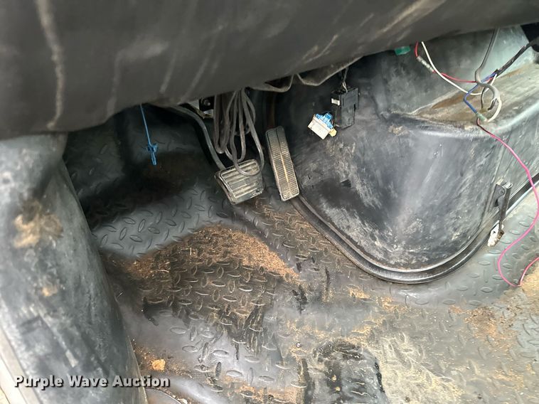 image for item LO9481 2007 GMC Kodiak dump flatbed truck