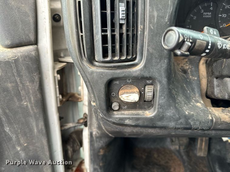 image for item LO9481 2007 GMC Kodiak dump flatbed truck