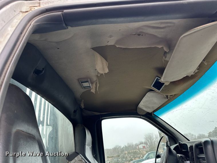 image for item LO9481 2007 GMC Kodiak dump flatbed truck