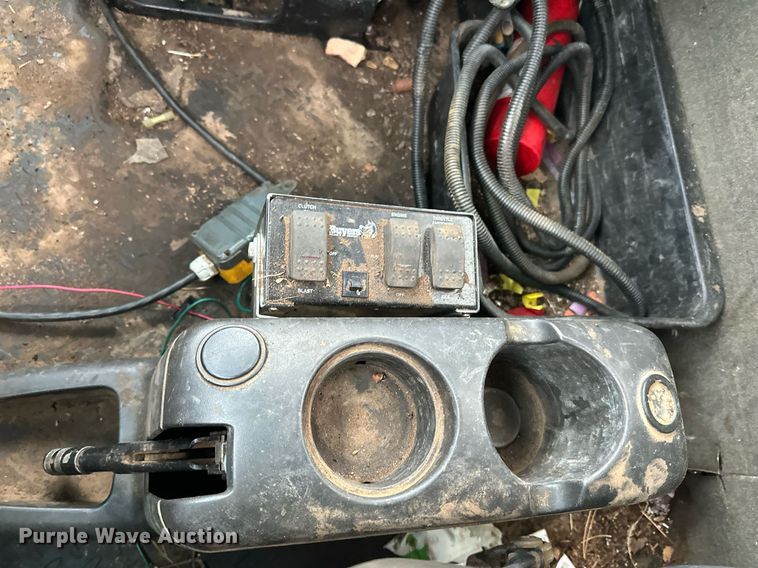 image for item LO9481 2007 GMC Kodiak dump flatbed truck