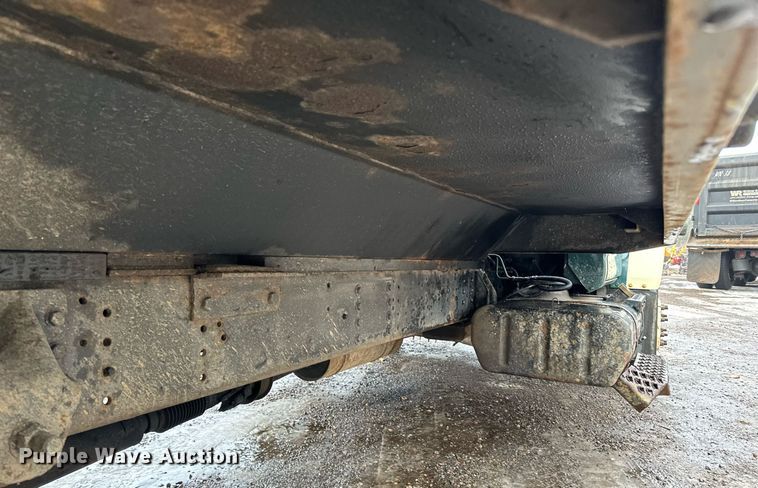 image for item LO9481 2007 GMC Kodiak dump flatbed truck