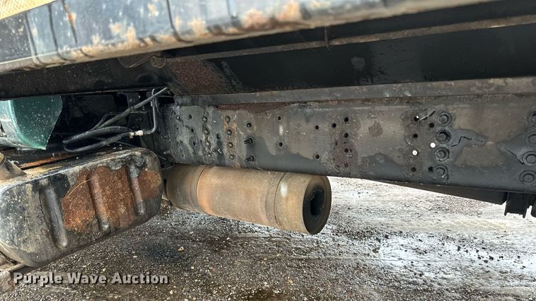 image for item LO9481 2007 GMC Kodiak dump flatbed truck