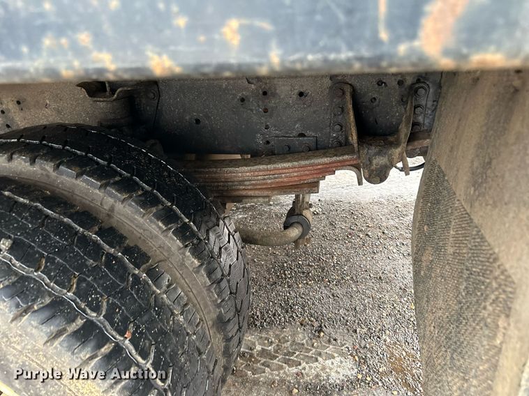 image for item LO9481 2007 GMC Kodiak dump flatbed truck