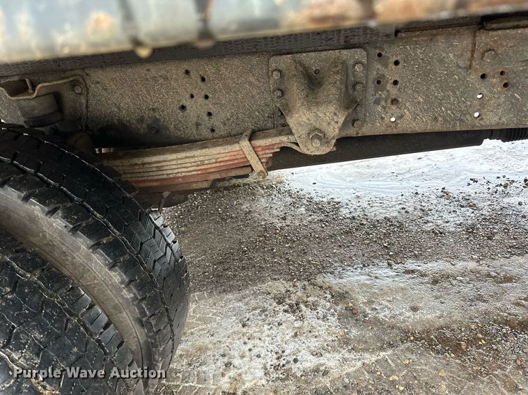 image for item LO9481 2007 GMC Kodiak dump flatbed truck