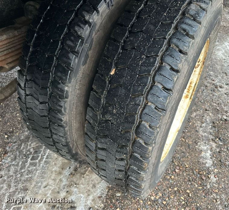 image for item LO9481 2007 GMC Kodiak dump flatbed truck