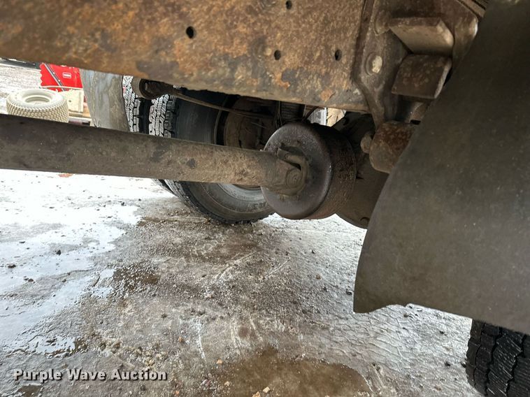 image for item LO9482 2003 International  4300 dump flatbed truck