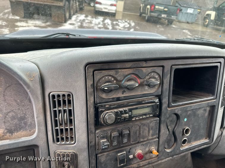 image for item LO9482 2003 International  4300 dump flatbed truck