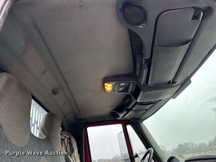 image for item LO9482 2003 International  4300 dump flatbed truck