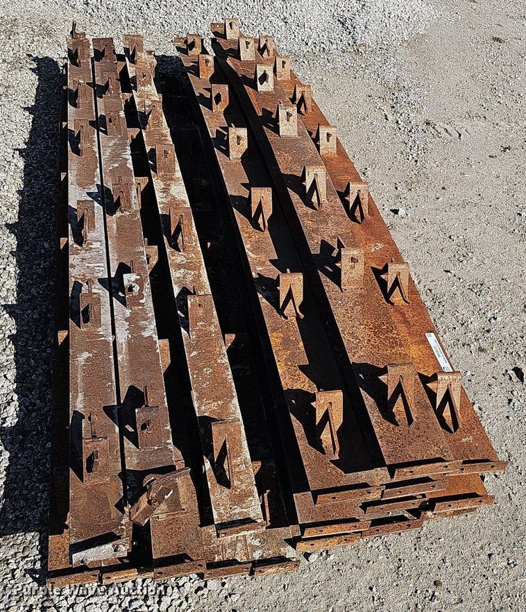 image for item MH9416 Concrete forms