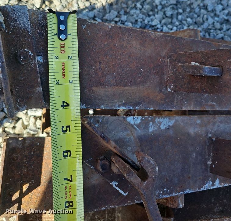 image for item MH9416 Concrete forms