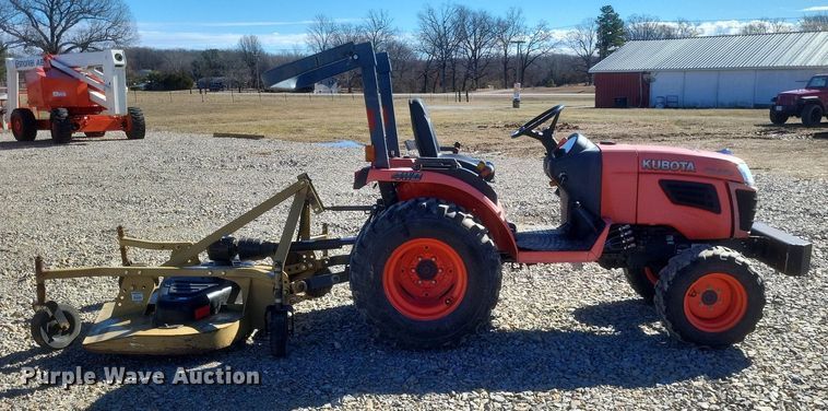 image for item MI9924 Kubota B2320 MFWD tractor