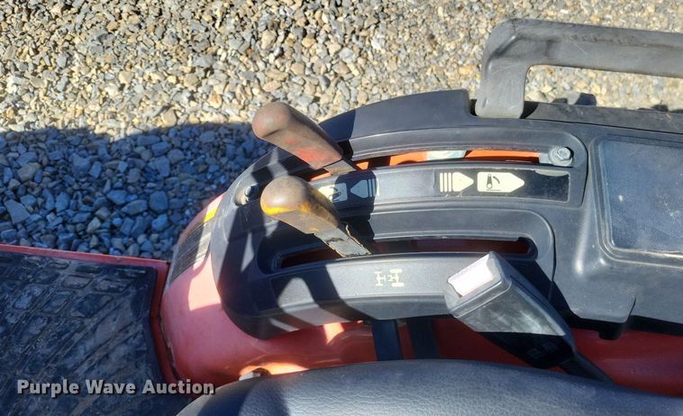 image for item MI9924 Kubota B2320 MFWD tractor