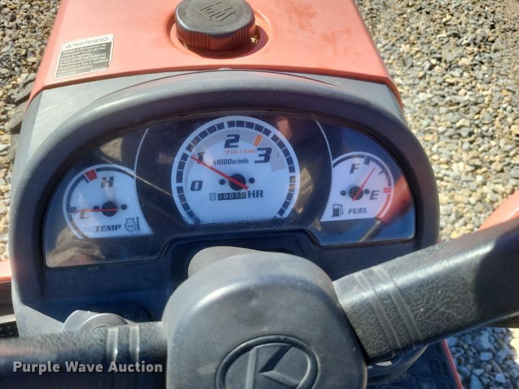 image for item MI9924 Kubota B2320 MFWD tractor