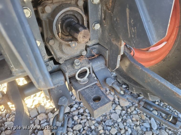 image for item MI9924 Kubota B2320 MFWD tractor