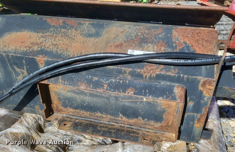 image for item MI9925 Dinamic Oil Dingo skid steer tiller