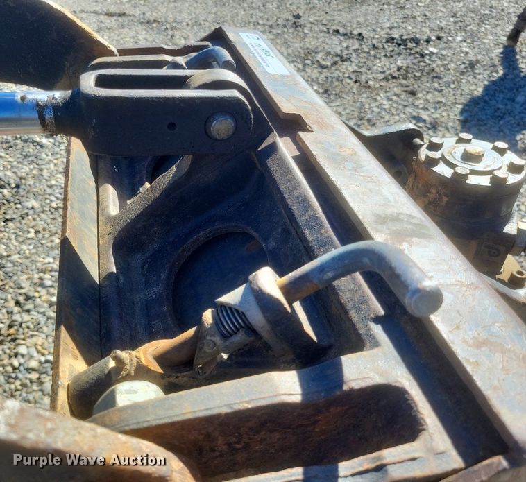 image for item MI9925 Dinamic Oil Dingo skid steer tiller