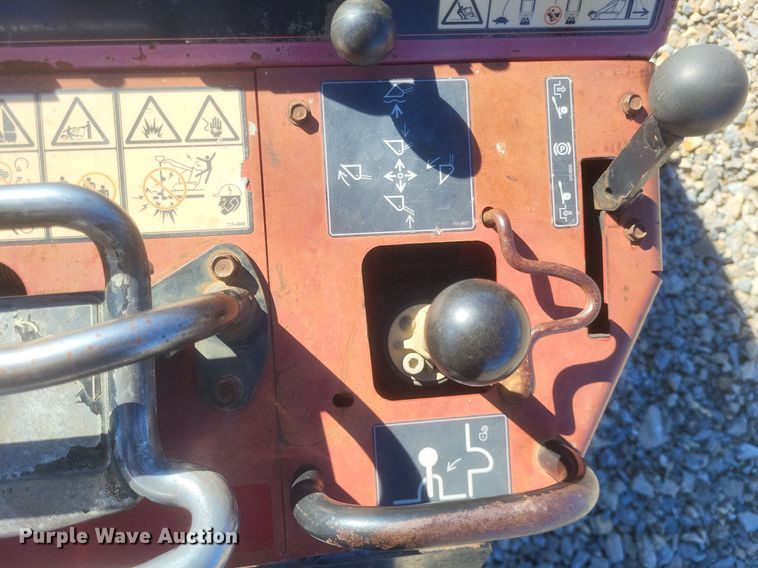 image for item MI9926 2012 Toro Dingo TX 525 compact utility loader