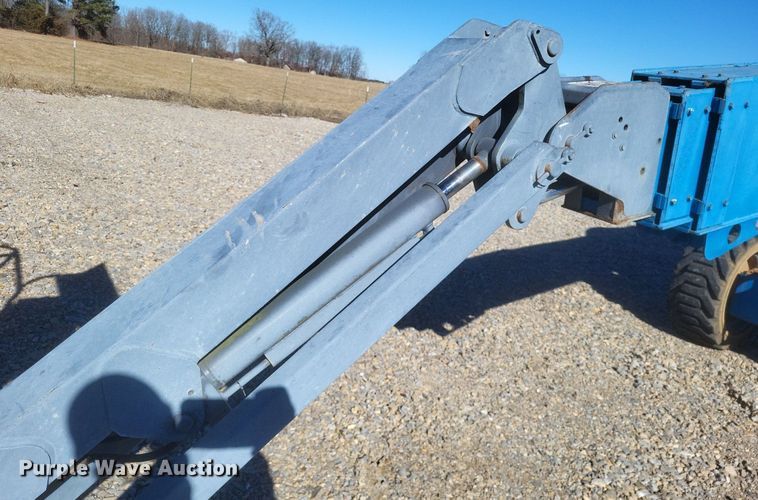 image for item MI9927 2004 Genie  S-65 boom lift