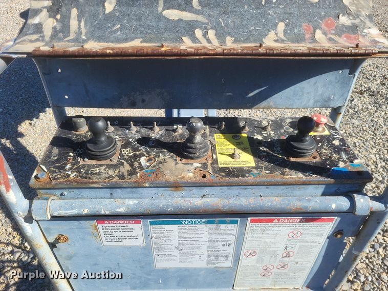 image for item MI9927 2004 Genie  S-65 boom lift