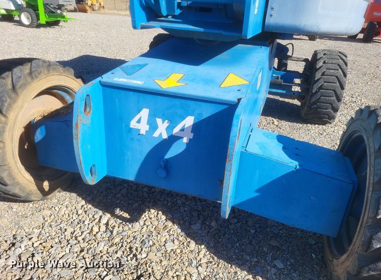 image for item MI9927 2004 Genie  S-65 boom lift
