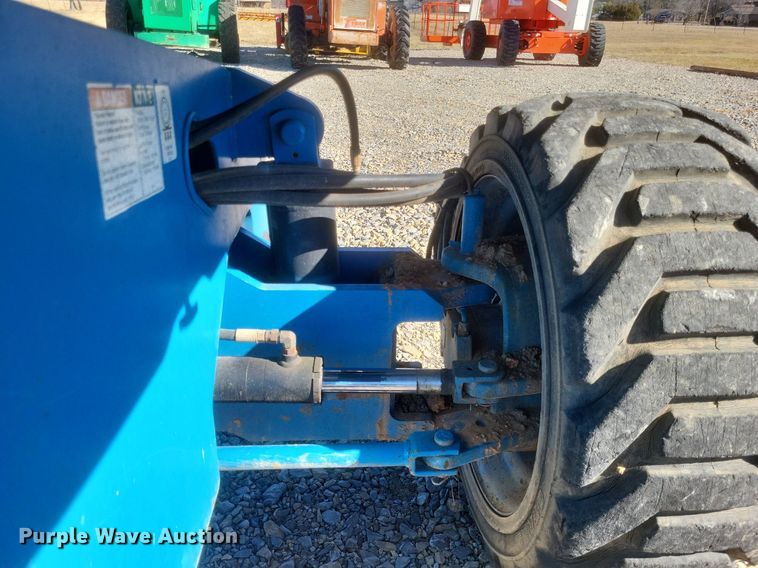 image for item MI9927 2004 Genie  S-65 boom lift