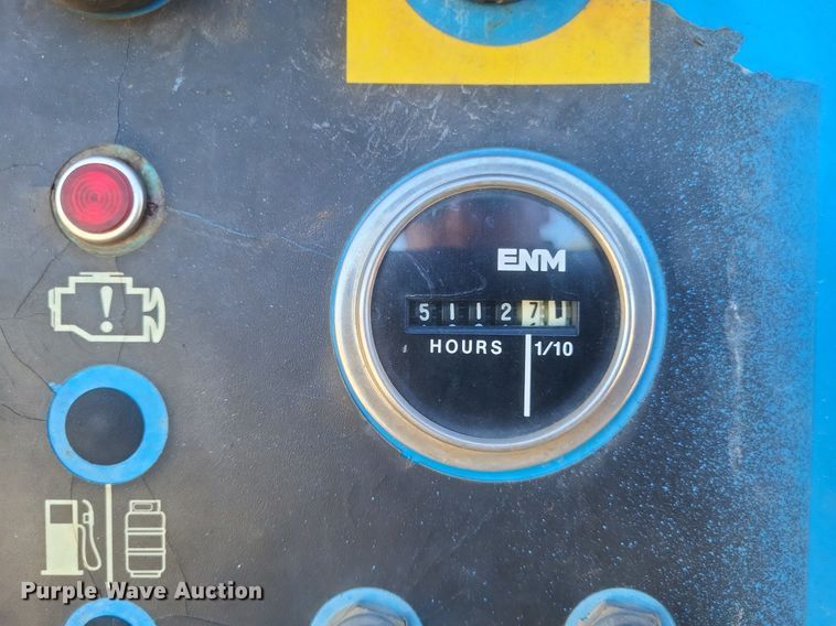 image for item MI9927 2004 Genie  S-65 boom lift