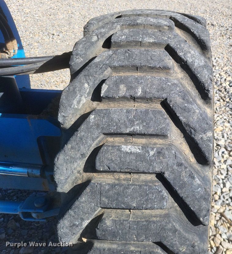 image for item MI9927 2004 Genie  S-65 boom lift