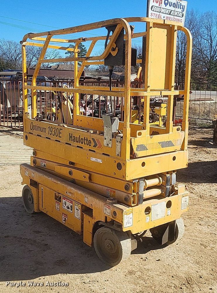 image for item MI9928 2009 Haulotte Optimum 1930E scissor lift