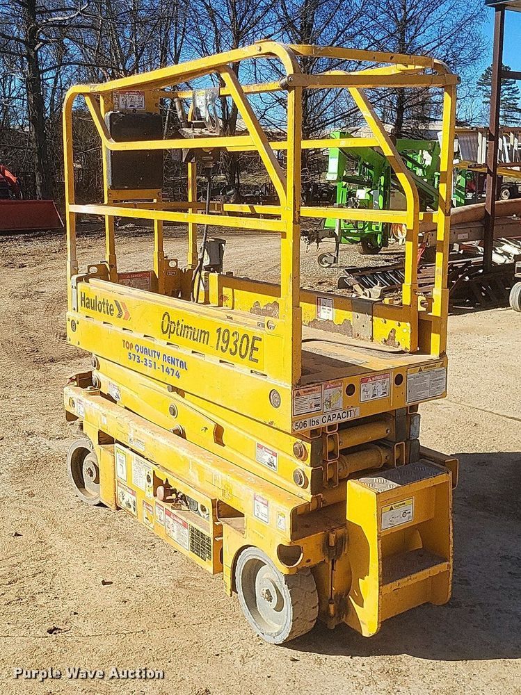image for item MI9928 2009 Haulotte Optimum 1930E scissor lift