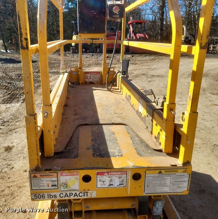 image for item MI9928 2009 Haulotte Optimum 1930E scissor lift