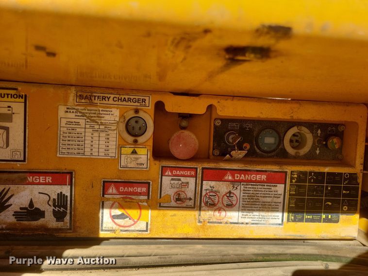 image for item MI9928 2009 Haulotte Optimum 1930E scissor lift