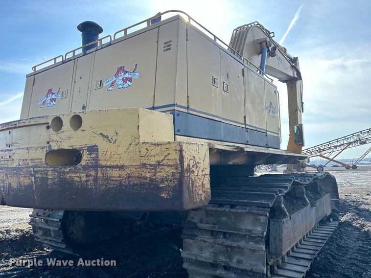 image for item MO9153 1988 Caterpillar 245 excavator