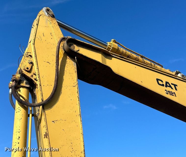 image for item MO9153 1988 Caterpillar 245 excavator