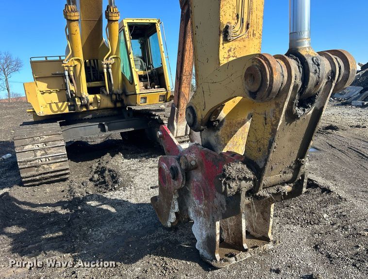 image for item MO9153 1988 Caterpillar 245 excavator