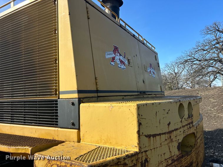 image for item MO9153 1988 Caterpillar 245 excavator