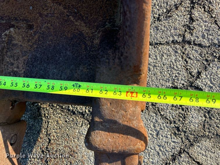 image for item MO9153 1988 Caterpillar 245 excavator