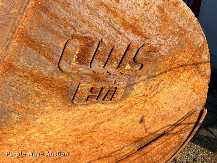 image for item MO9153 1988 Caterpillar 245 excavator