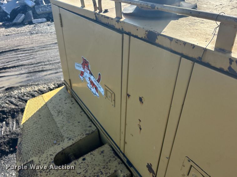 image for item MO9153 1988 Caterpillar 245 excavator