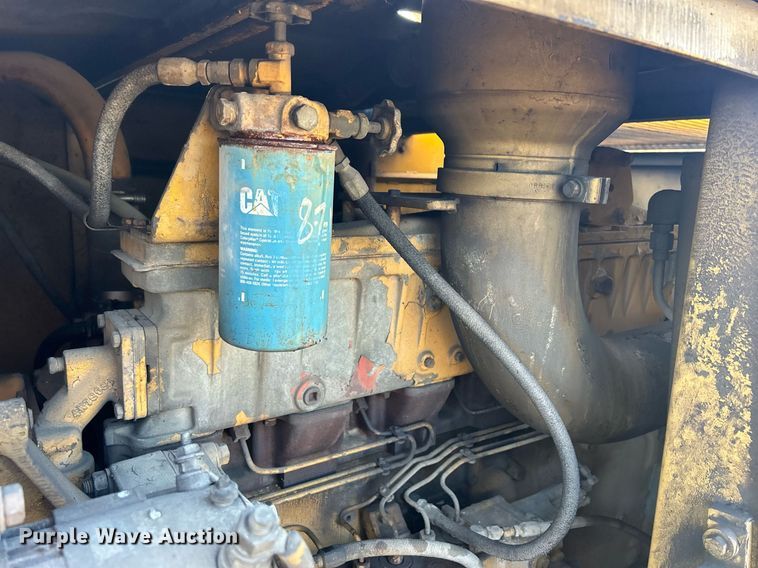 image for item MO9153 1988 Caterpillar 245 excavator