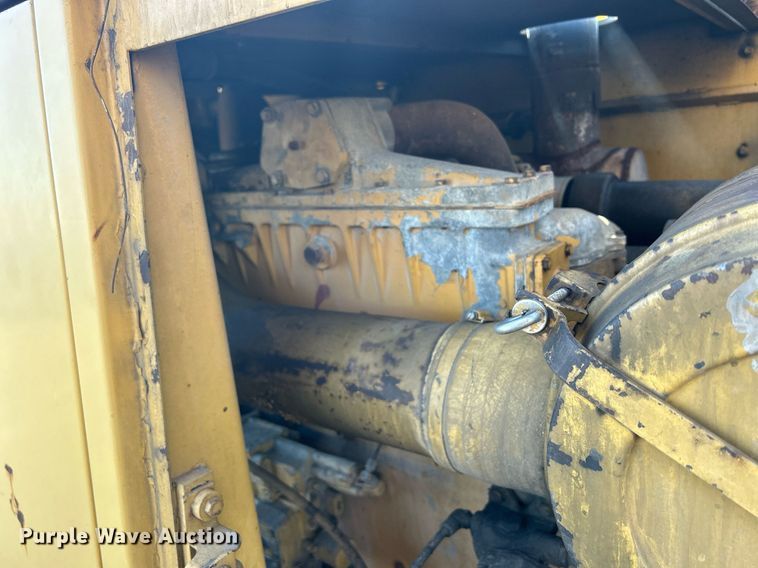 image for item MO9153 1988 Caterpillar 245 excavator
