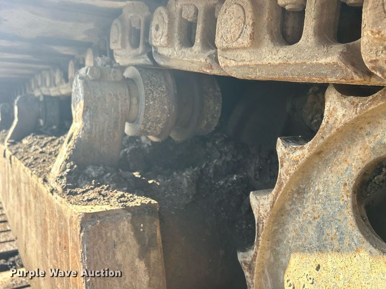 image for item MO9153 1988 Caterpillar 245 excavator