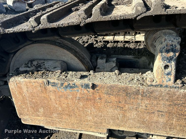 image for item MO9153 1988 Caterpillar 245 excavator