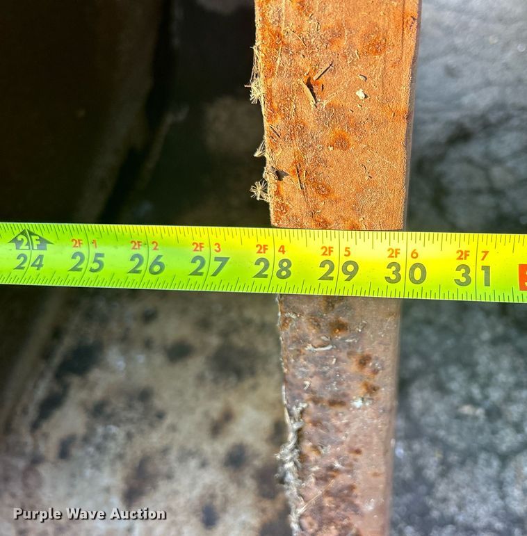 image for item MO9153 1988 Caterpillar 245 excavator