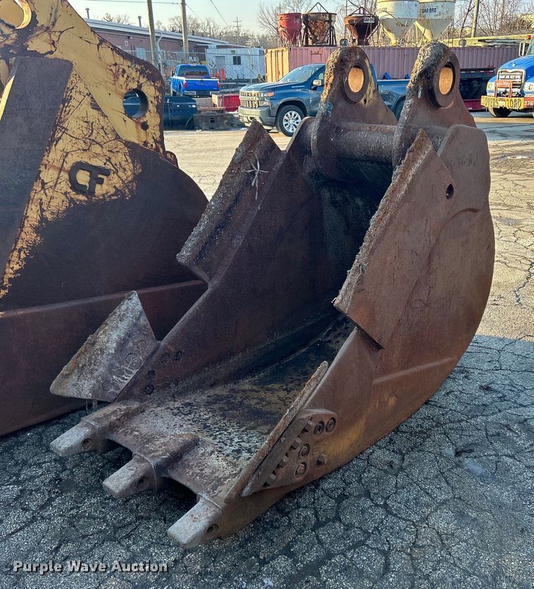 image for item MO9153 1988 Caterpillar 245 excavator