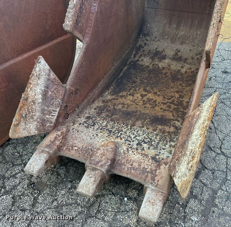 image for item MO9153 1988 Caterpillar 245 excavator