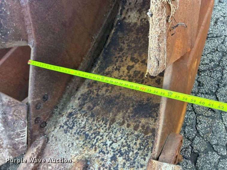 image for item MO9153 1988 Caterpillar 245 excavator