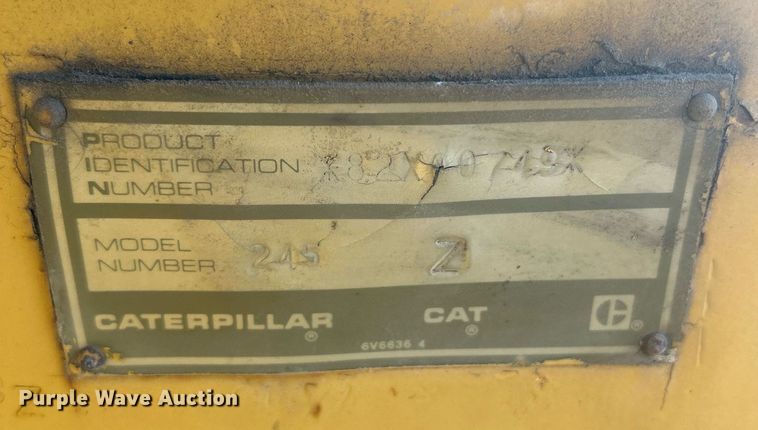 image for item MO9153 1988 Caterpillar 245 excavator